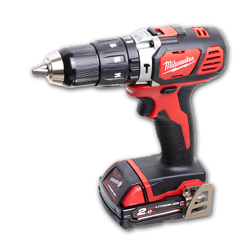 Aku kompaktní příklepová vrtačka Milwaukee M18 BPD-202C