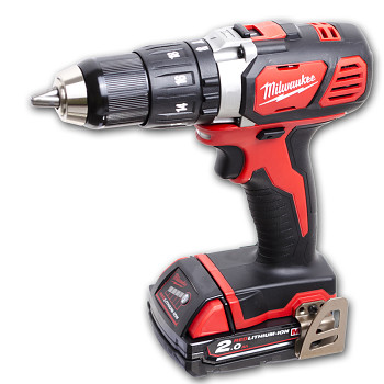 Aku kompaktní vrtačka Milwaukee M18 BDD-202 C
